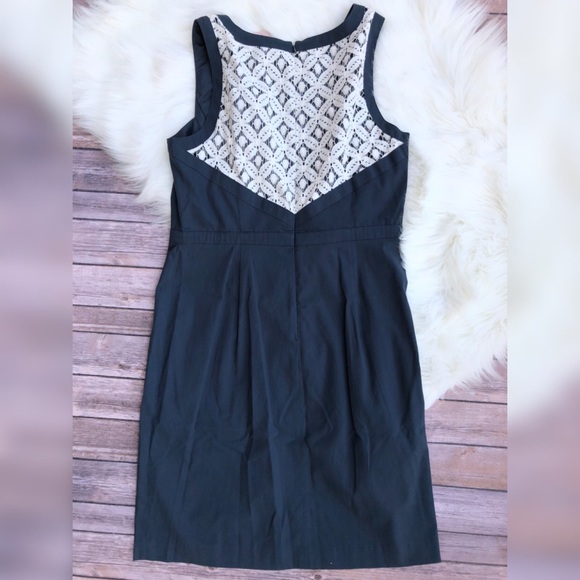 Ann Taylor Navy and Lace Fitted Dress Petite NWT - Picture 2 of 3
